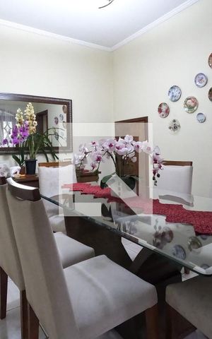 Casa à venda com 404m², 5 quartos e 4 vagasCozinha