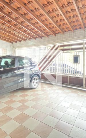 Casa à venda com 404m², 5 quartos e 4 vagasGaragem
