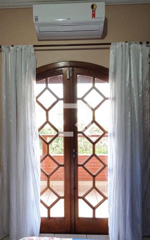 Casa à venda com 404m², 5 quartos e 4 vagasVista do Quarto 1