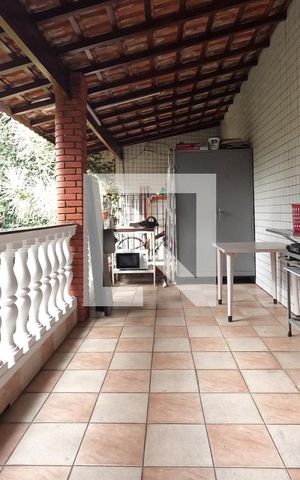 Casa à venda com 404m², 5 quartos e 4 vagasChurrasqueira