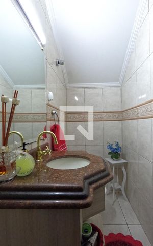 Casa à venda com 404m², 5 quartos e 4 vagasLavabo