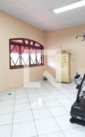 Casa à venda com 404m², 5 quartos e 4 vagasAcademia