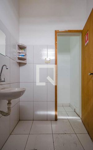 Casa à venda com 500m², 7 quartos e sem vaga Casa à venda com 500m², 7 quartos e sem vagaLavabo 2