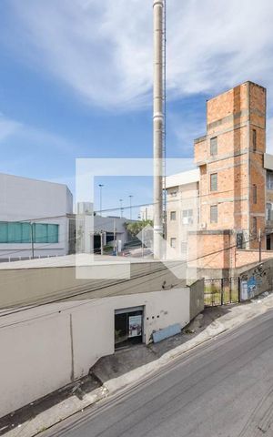 Casa à venda com 500m², 7 quartos e sem vaga Casa à venda com 500m², 7 quartos e sem vagaQuarto 4