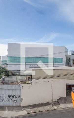 Casa à venda com 500m², 7 quartos e sem vaga Casa à venda com 500m², 7 quartos e sem vagaQuarto 5
