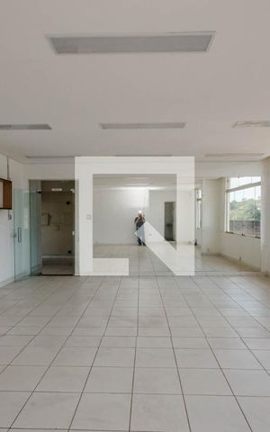 Casa à venda com 500m², 7 quartos e sem vaga Casa à venda com 500m², 7 quartos e sem vagaSala 3 piso 2