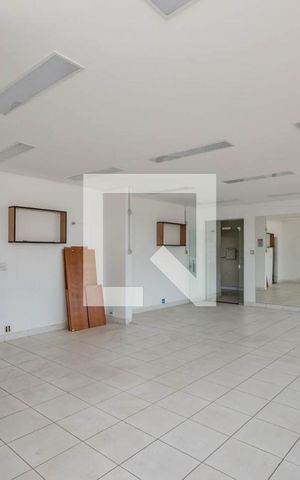 Casa à venda com 500m², 7 quartos e sem vaga Casa à venda com 500m², 7 quartos e sem vagaSala 3 piso 2