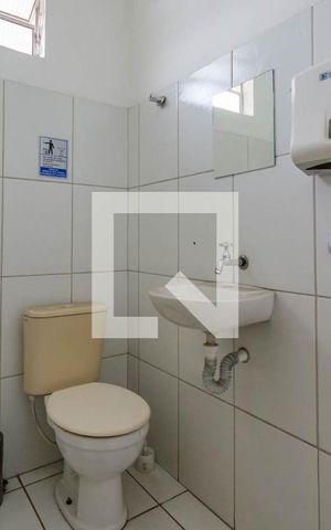 Casa à venda com 500m², 7 quartos e sem vaga Casa à venda com 500m², 7 quartos e sem vagaLavabo 1