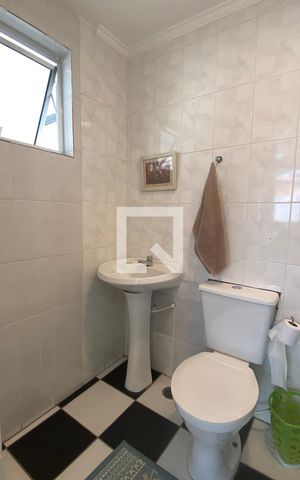 Casa de condomínio à venda com 420m², 4 quartos e 4 vagasbanheiro piscina