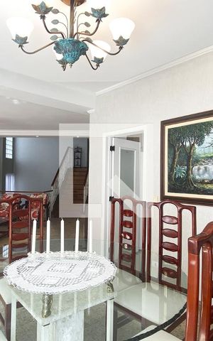 Casa de condomínio à venda com 420m², 4 quartos e 4 vagasSala de Jantar