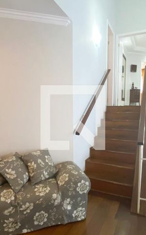 Casa de condomínio à venda com 420m², 4 quartos e 4 vagasHall