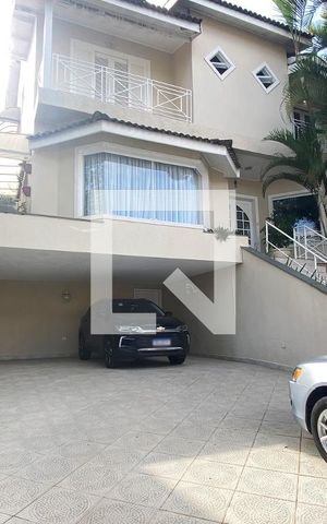Casa de condomínio à venda com 420m², 4 quartos e 4 vagasGaragem