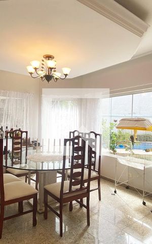 Casa de condomínio à venda com 420m², 4 quartos e 4 vagasSala de Jantar