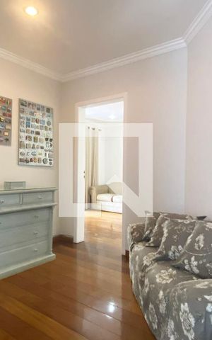 Casa de condomínio à venda com 420m², 4 quartos e 4 vagasHall