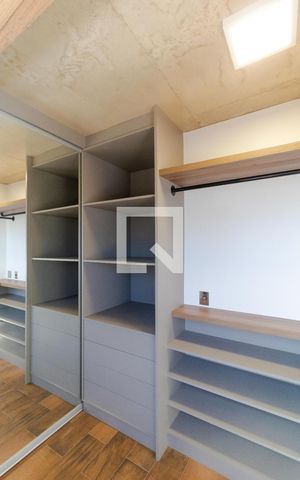 Apartamento à venda com 70m², 1 quarto e 1 vaga Apartamento à venda com 70m², 1 quarto e 1 vagaCloset