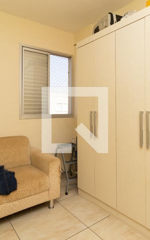 Apartamento para alugar com 75m², 3 quartos e 1 vagaQuarto 2