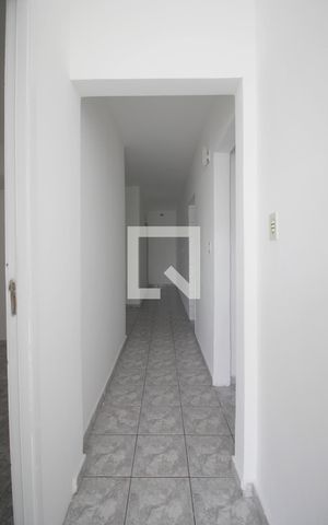 Casa à venda com 316m², 3 quartos e 4 vagasCorredor