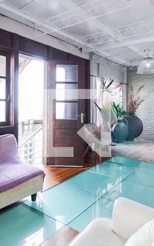 Casa à venda com 536m², 4 quartos e 2 vagasVaranda