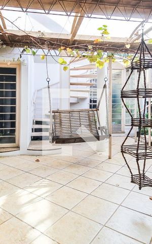 Casa à venda com 536m², 4 quartos e 2 vagasQuintal