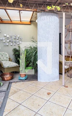 Casa à venda com 536m², 4 quartos e 2 vagasQuintal
