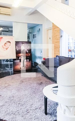 Casa à venda com 536m², 4 quartos e 2 vagasSala 1