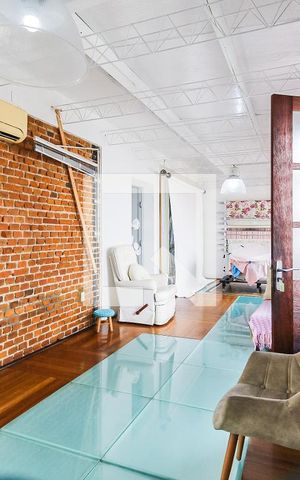 Casa à venda com 536m², 4 quartos e 2 vagasVaranda