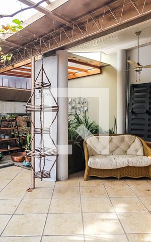 Casa à venda com 536m², 4 quartos e 2 vagasQuintal