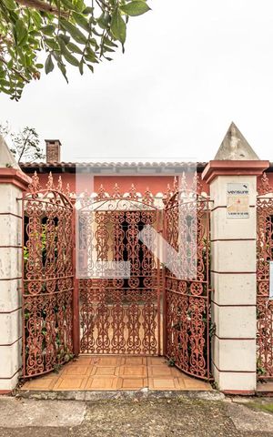 Casa à venda com 243m², 4 quartos e 3 vagas