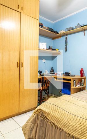 Casa à venda com 370m², 5 quartos e 2 vagas Casa à venda com 370m², 5 quartos e 2 vagasSuíte 2