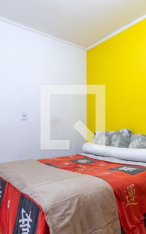 Casa à venda com 370m², 5 quartos e 2 vagas Casa à venda com 370m², 5 quartos e 2 vagasQuarto 1