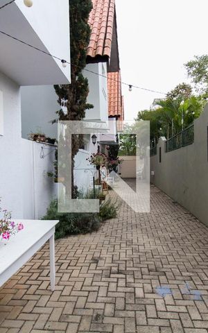 Casa de condomínio para alugar com 90m², 2 quartos e 2 vagas Casa de condomínio para alugar com 90m², 2 quartos e 2 vagasÁrea comum