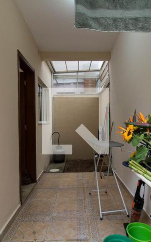 Casa de condomínio para alugar com 90m², 2 quartos e 2 vagas Casa de condomínio para alugar com 90m², 2 quartos e 2 vagasÁrea de serviço