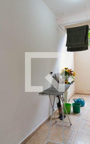 Casa de condomínio para alugar com 90m², 2 quartos e 2 vagas Casa de condomínio para alugar com 90m², 2 quartos e 2 vagasÁrea de serviço