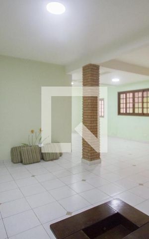 Casa à venda com 200m², 3 quartos e 2 vagasSala 2