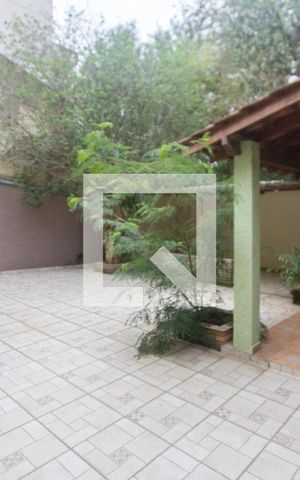 Casa à venda com 200m², 3 quartos e 2 vagasQuintal
