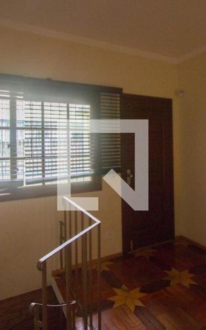 Casa à venda com 200m², 3 quartos e 2 vagasSala 1