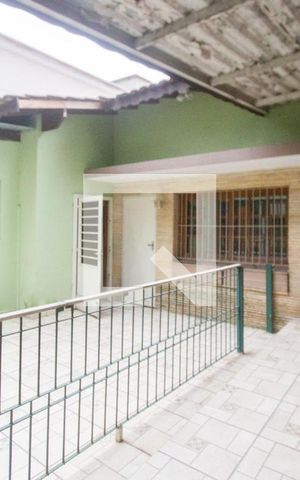 Casa à venda com 200m², 3 quartos e 2 vagasGaragem