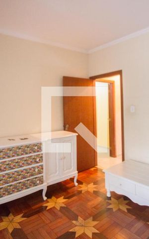 Casa à venda com 200m², 3 quartos e 2 vagasSala 1