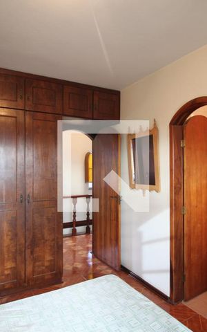 Casa para alugar com 342m², 5 quartos e 4 vagasQuarto 2 - Suíte