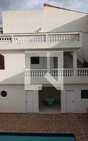 Casa para alugar com 342m², 5 quartos e 4 vagasVaranda