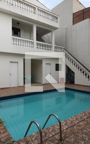 Casa para alugar com 342m², 5 quartos e 4 vagasPiscina