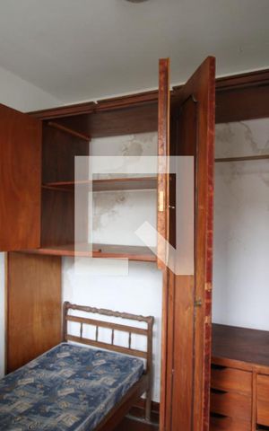 Casa para alugar com 342m², 5 quartos e 4 vagasQuarto Edicula