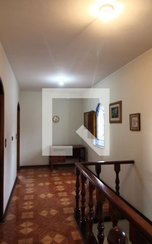 Casa para alugar com 342m², 5 quartos e 4 vagasHall