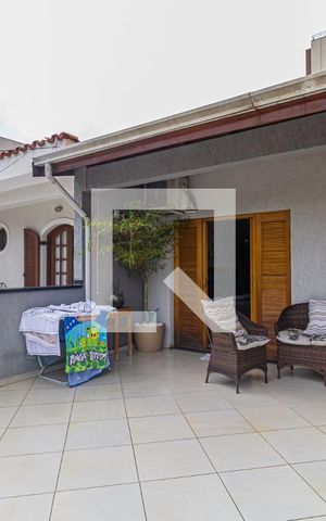 Casa à venda com 300m², 3 quartos e 2 vagas Casa à venda com 300m², 3 quartos e 2 vagasVaranda da Suite 2
