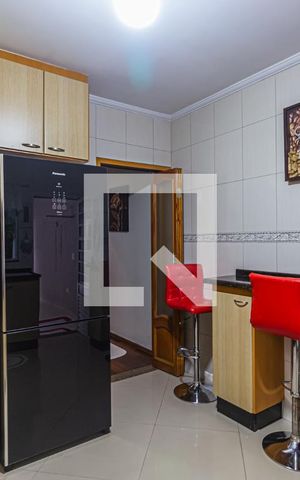 Casa à venda com 300m², 3 quartos e 2 vagas Casa à venda com 300m², 3 quartos e 2 vagasCozinha