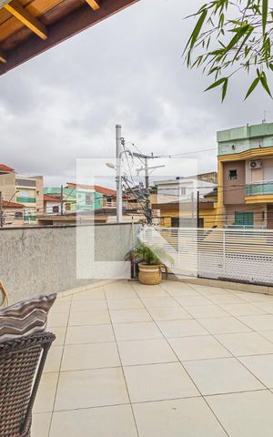 Casa à venda com 300m², 3 quartos e 2 vagas Casa à venda com 300m², 3 quartos e 2 vagasVaranda da Suite 2