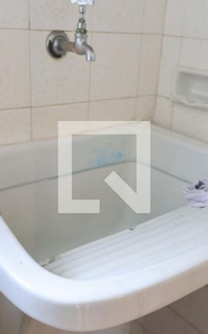 Apartamento para alugar com 57m², 2 quartos e 1 vagaÁrea de Serviço