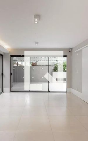 Apartamento para alugar com 57m², 2 quartos e 1 vaga Apartamento para alugar com 57m², 2 quartos e 1 vagaÁrea comum - Salão de festas