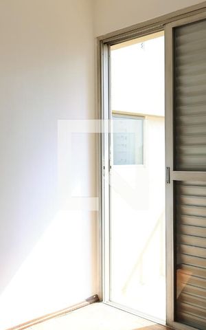 Apartamento para alugar com 57m², 2 quartos e 1 vagaQuarto