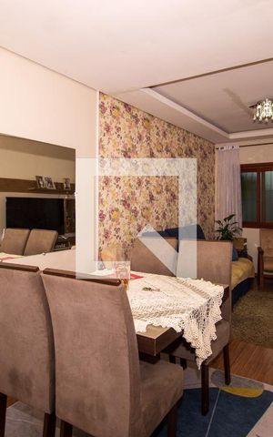 Casa à venda com 270m², 3 quartos e 3 vagas Casa à venda com 270m², 3 quartos e 3 vagasSala/Cozinha